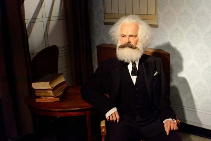 60-citazioni-di-karl-marx-per-ispirare-il-pensiero-critico-e-le-domande.jpg